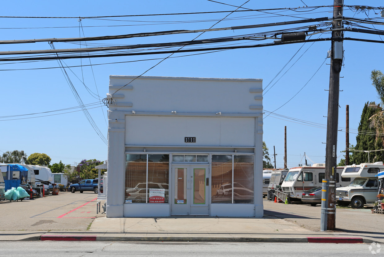 Building Photo - 1495-1511 150th Ave