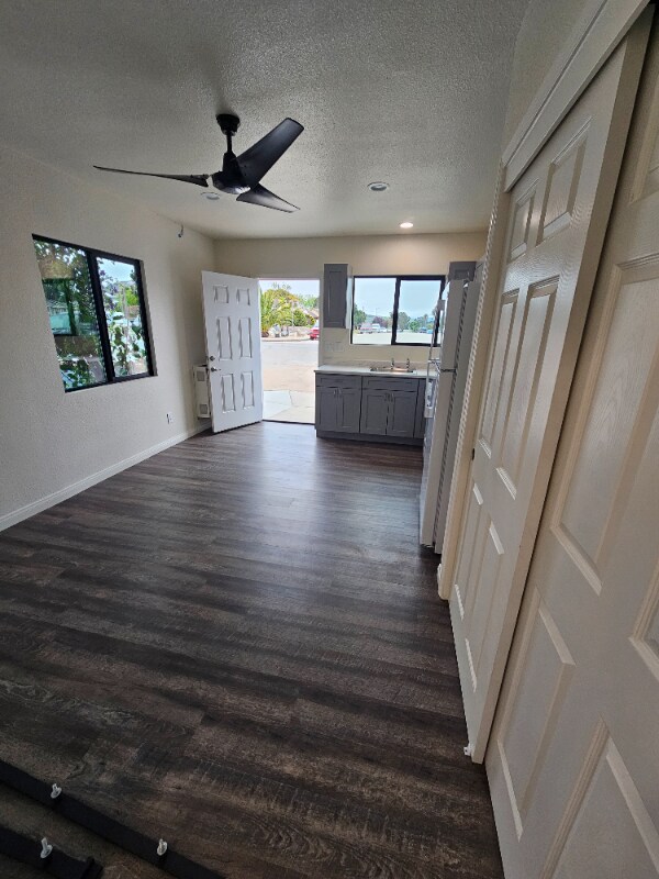 160 N Gray St Unit B, Orcutt, CA 93455 Room for Rent in Orcutt, CA