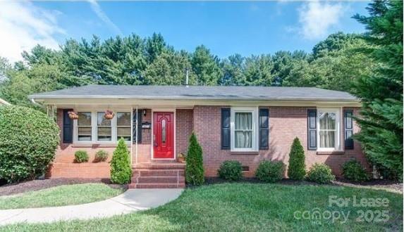 Foto principal - 1601 Starbrook Dr