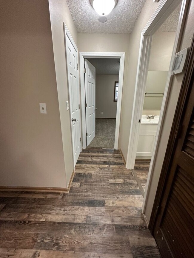 216 Sherman Ave, Lebanon, MO 65536 House Rental in Lebanon, MO