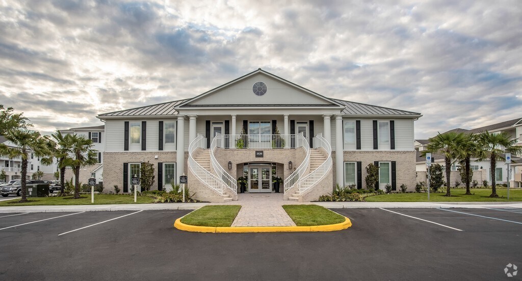 Banyan Grove Rentals Virginia Beach, VA
