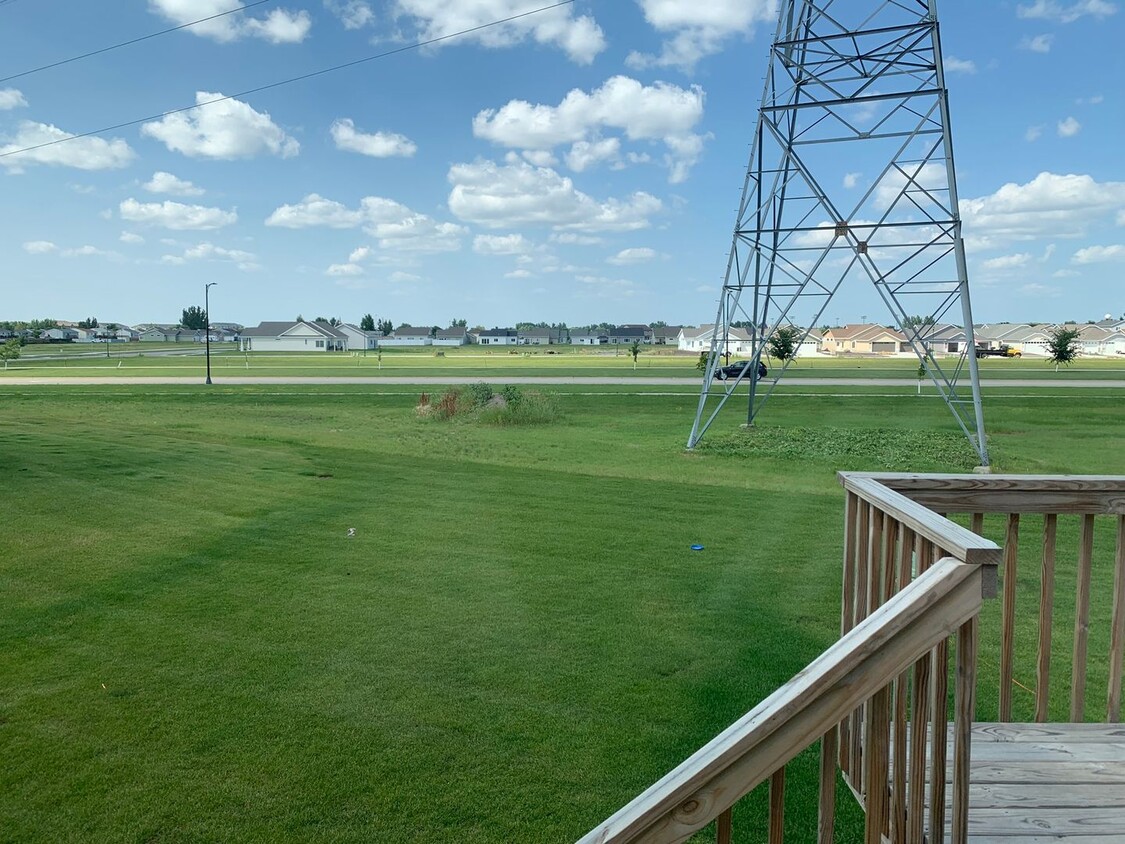 Foto principal - Modern Townhomes Available Now