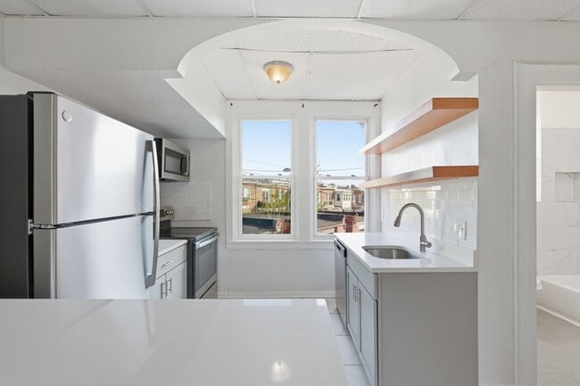 Building Photo - 3221 The Alameda