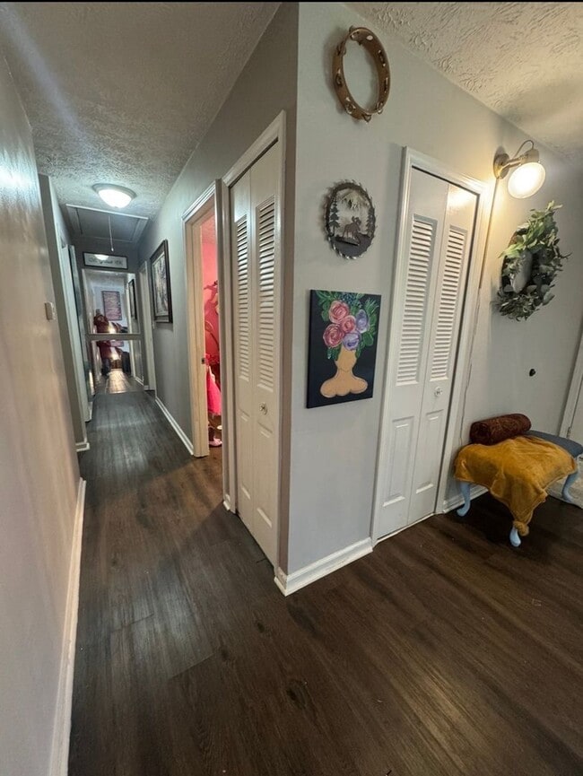 Foto del edificio - 108 Farmers Ln