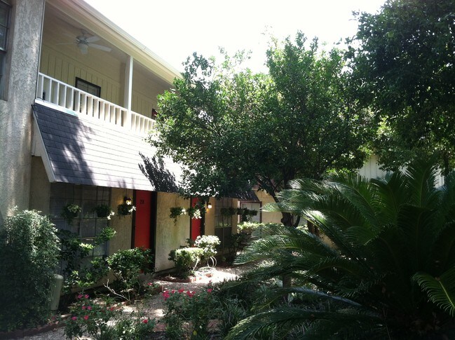 Foto del edificio - 1275 Witte Rd