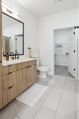 Photo - 700 Craighead St Apartment