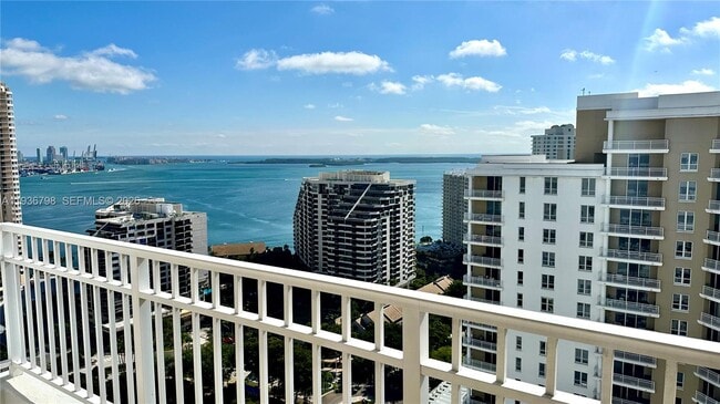 Building Photo - 801 Brickell Key Blvd