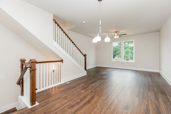 Building Photo - Beautiful 3BR 2.5BA Townhome w/ Full Appliance Kitchen • Garage Parking • Ultra-Modern