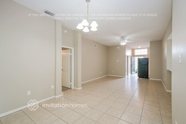 Foto del edificio - 28423 Meadowrush Way