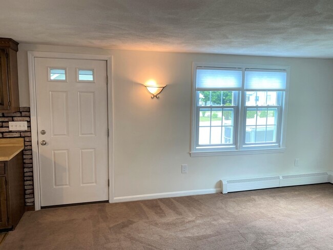 Building Photo - 9 Cornwell Ct