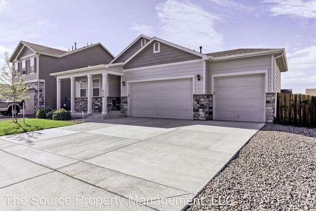 Building Photo - 3 br, 2.5 bath House - 928 Charlton Dr