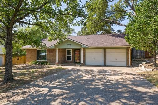 Foto del edificio - 1703 Cannonwood Ln