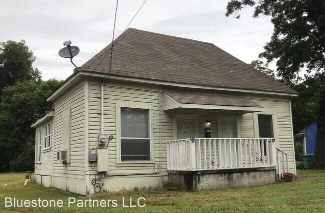 Building Photo - 2 br, 1 bath House - 827 W Ellis St