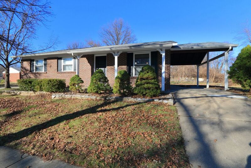 Primary Photo - 2185 Kingsford Dr