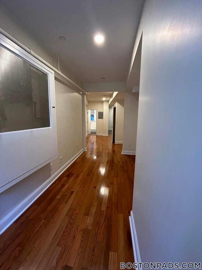 Foto del edificio - 123 Sutherland Rd