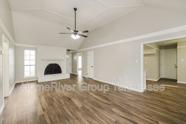 Building Photo - 4451 Peace River Dr