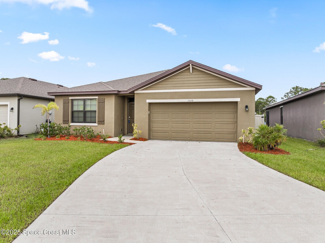 Foto principal - 1310 Mineral Lp Dr NW