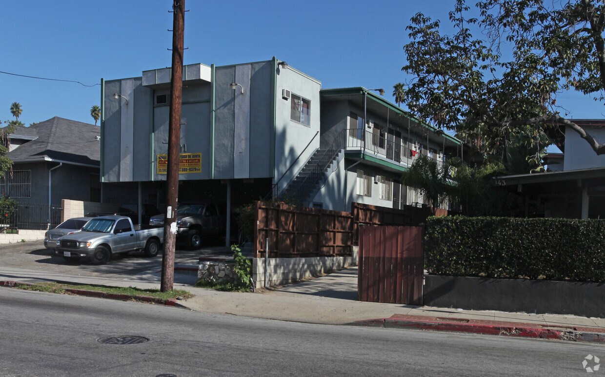 Primary Photo - 139 S Avenue 52