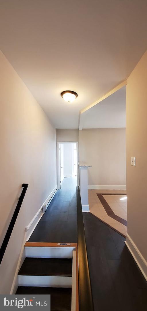 Foto del edificio - 5854 Larchwood Ave