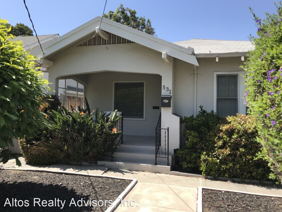 Primary Photo - 2 br, 1.5 bath House - 531 S. Frances Street