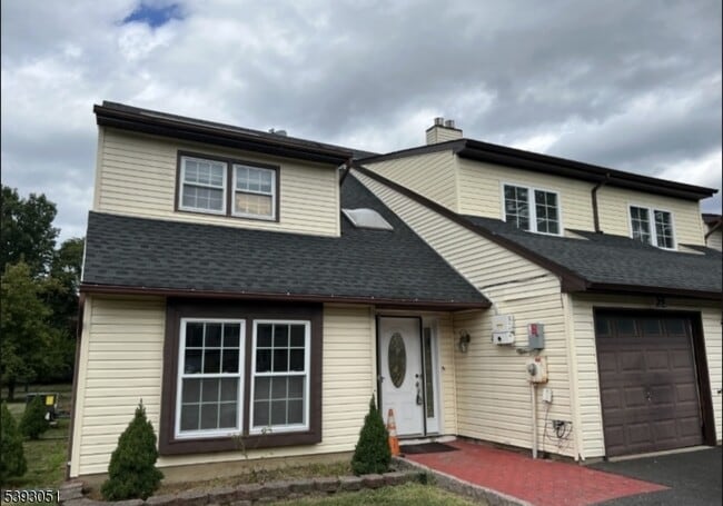 Building Photo - 11 Crefeld Ct