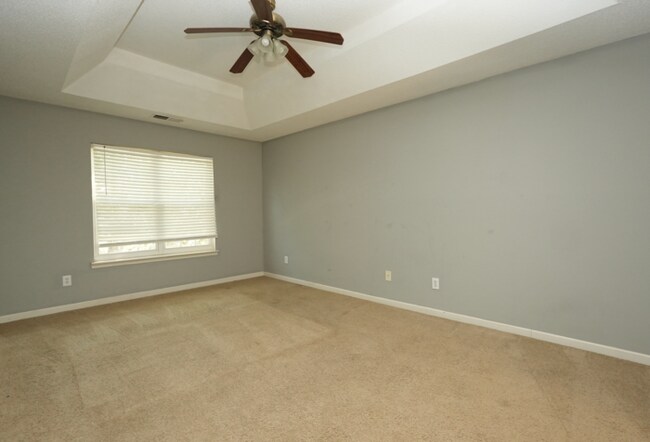 Foto del edificio - A large spacious home in Charlotte - Pet friendly