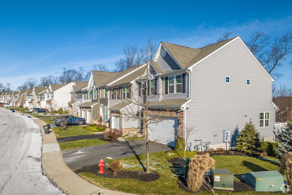 Foto principal - Residences at Shadow Woods