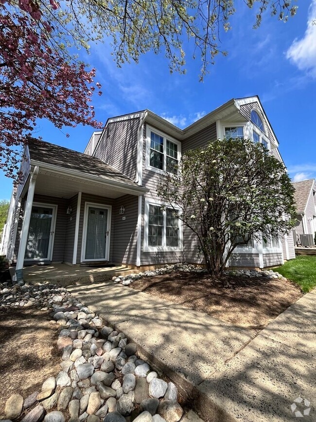 Building Photo - 3301 Atkinson Pl