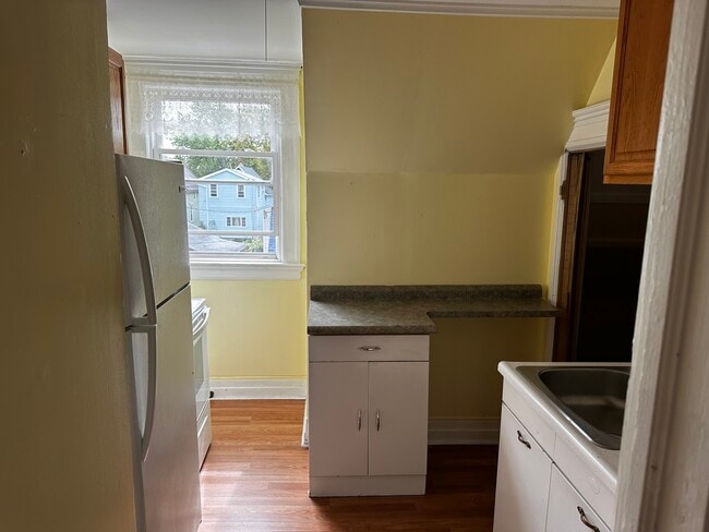 Building Photo - 247 Tremont St