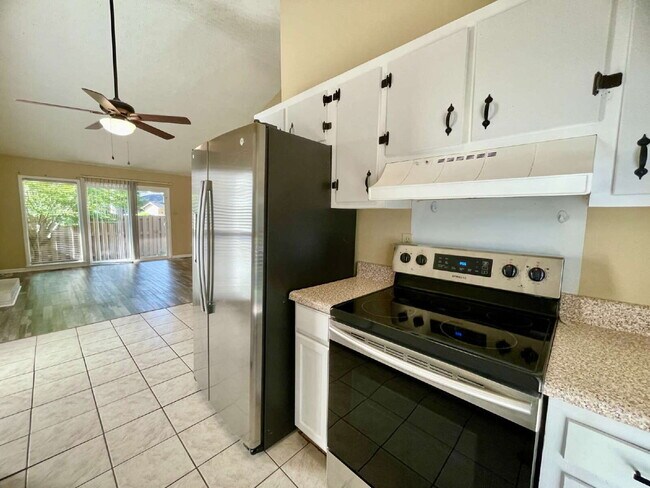 Foto del edificio - 4609 Fen Ct
