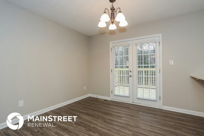 Building Photo - 285 Adelene Way