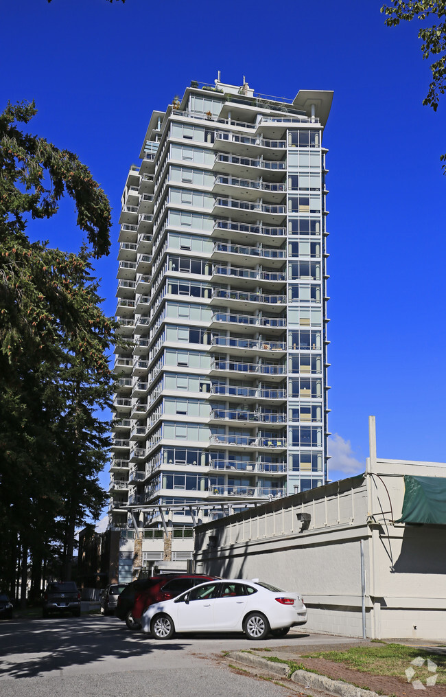 Building Photo - Miramar Village A
