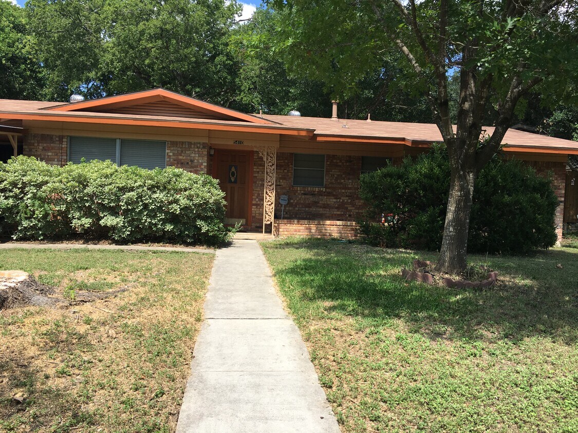 Primary Photo - 5410 Inwood Dr