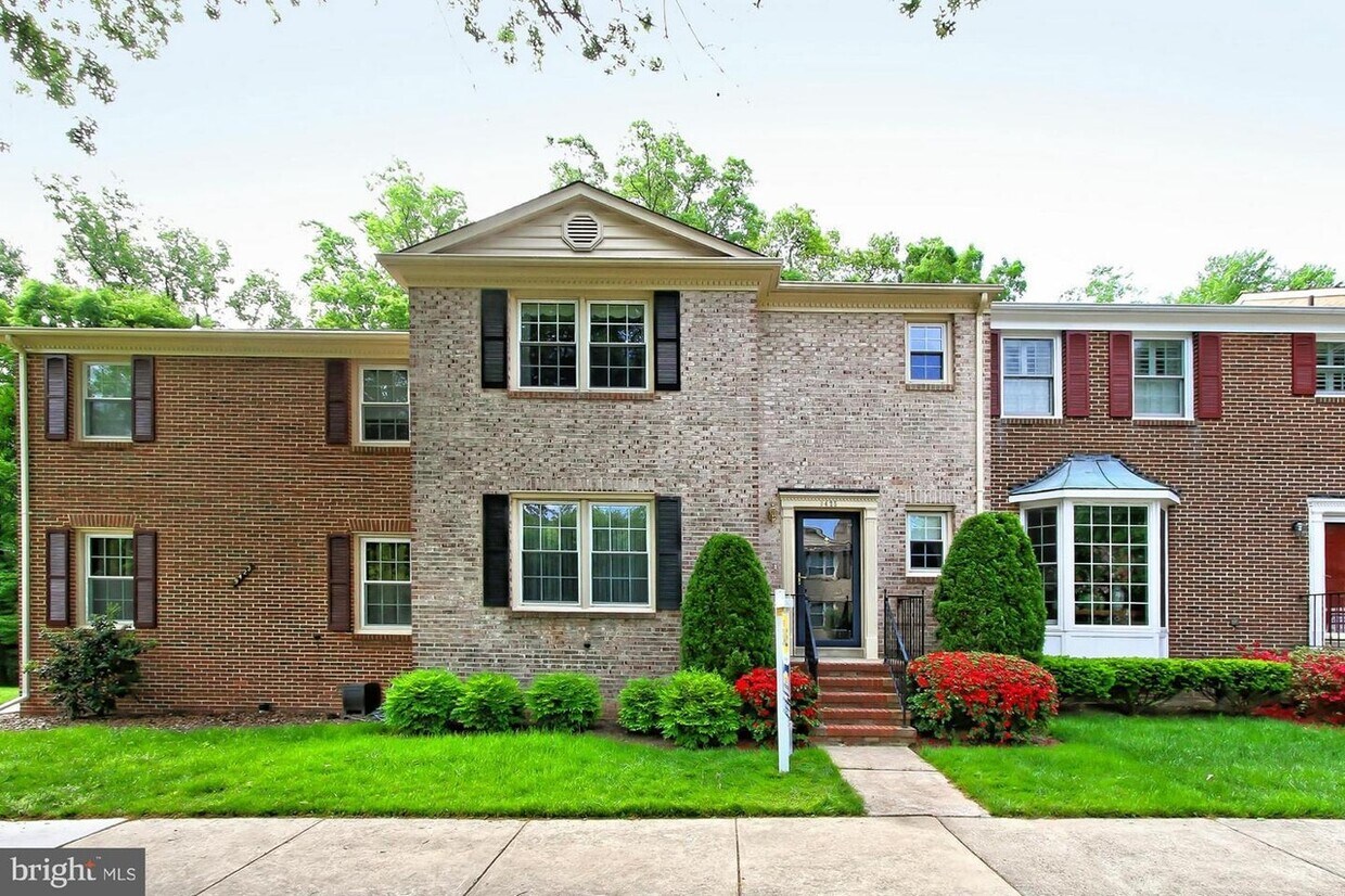 9425 Park Hunt Ct, Springfield, VA 22153 House Rental in Springfield, VA