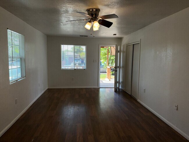 Building Photo - 190 Hudson Drive