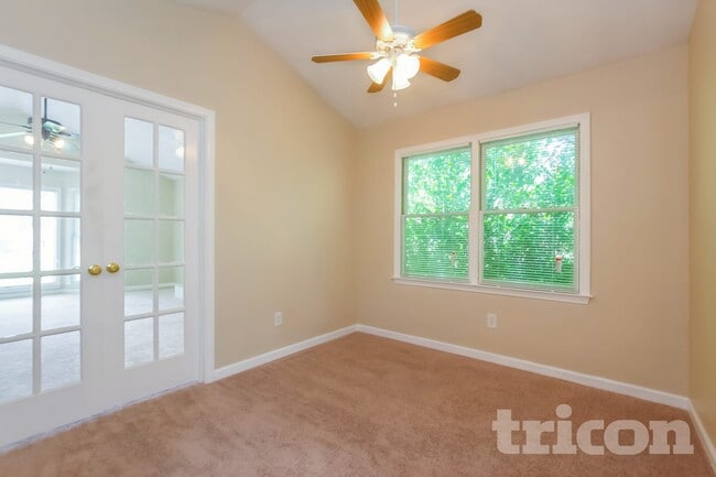 Building Photo - 43 Breckenridge Ct