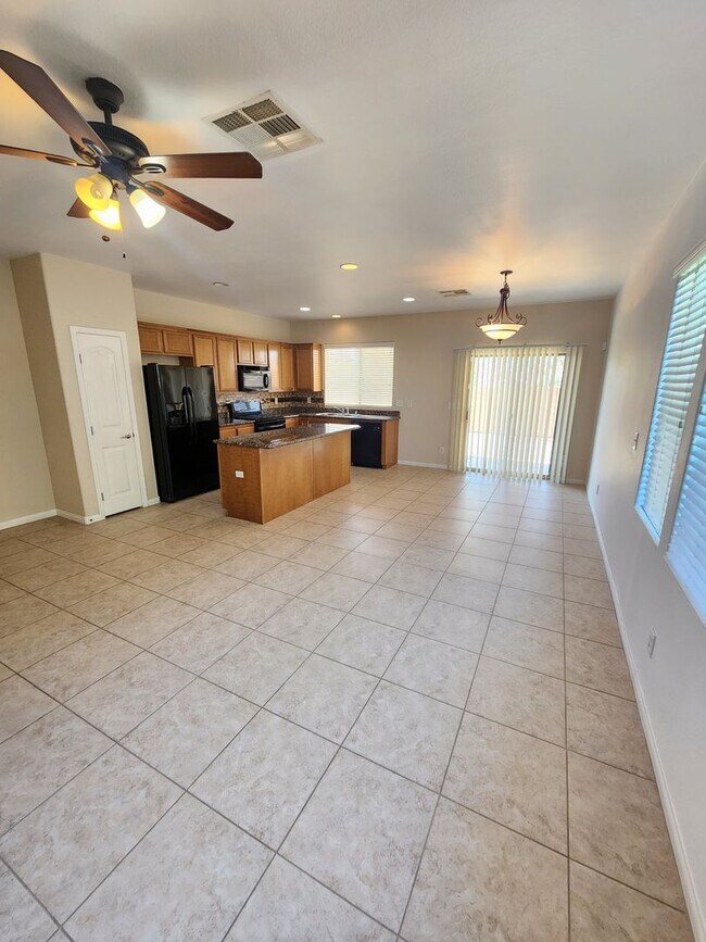 Building Photo - Serene Retreat: Inviting 3-Bedroom Haven i...