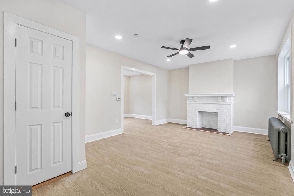 Foto principal - 913 E Stafford St