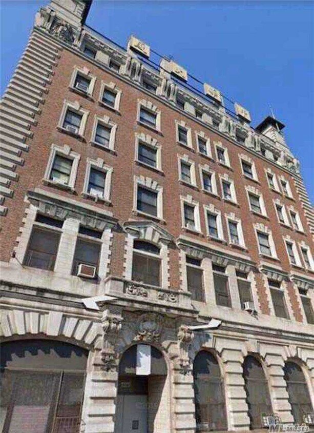 Primary Photo - 167 Sands St