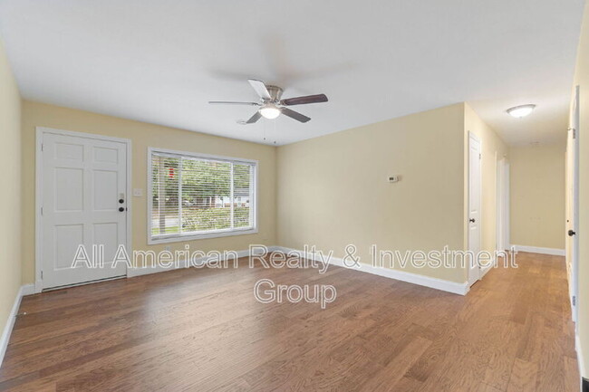 Foto del edificio - 234 Holmes Blvd NW