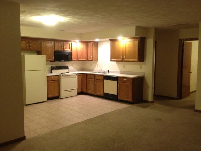 Building Photo - 603 N Pekin Ln