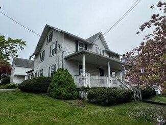 Building Photo - 413 High St