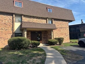 Building Photo - 9194 S Rd