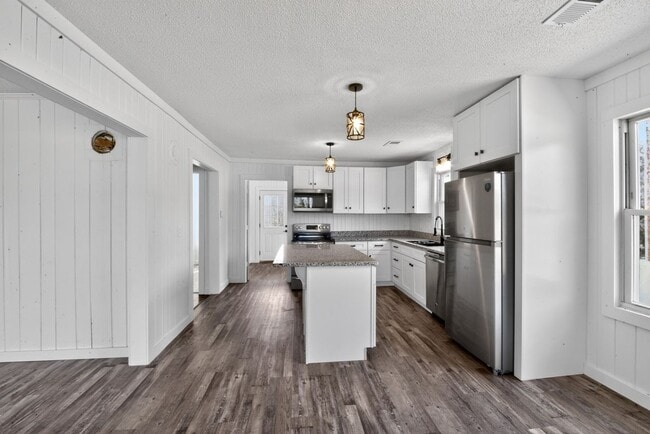 Building Photo - 10208 TN-13