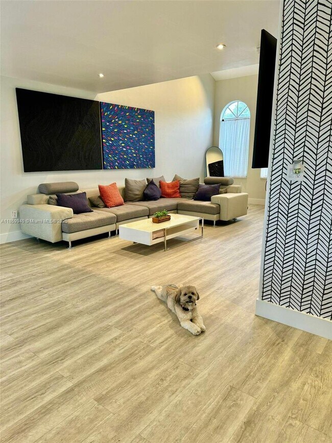 Foto del edificio - 8224 SW 163rd Ct