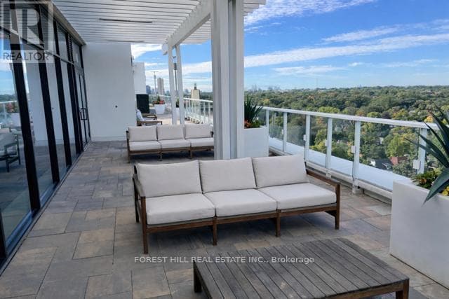 Photo du bâtiment - 3018 Yonge St