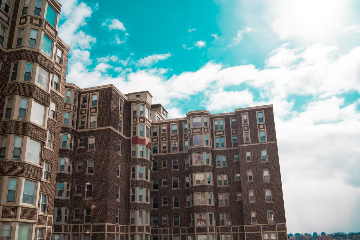 Primary Photo - Alden Towers