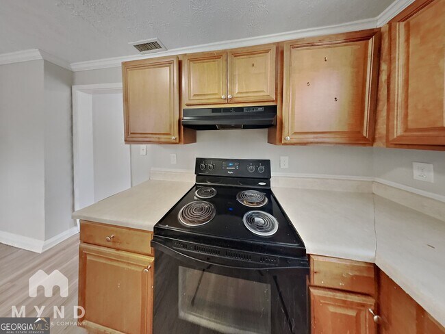 Foto del edificio - 1825 Oakmont Dr NW