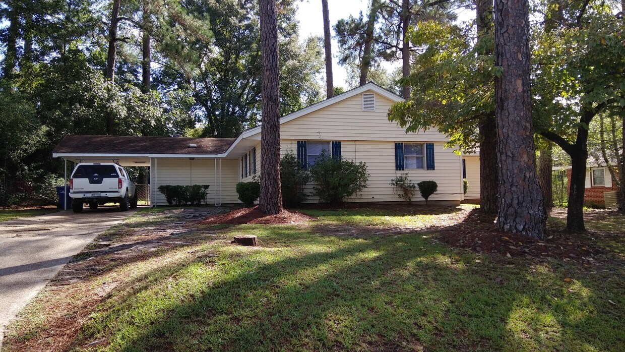 Primary Photo - 214 Cain Ave