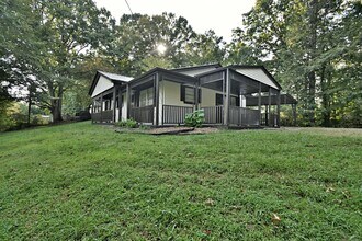 Building Photo - 1623 Ellison Ln SW